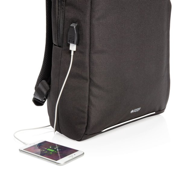 Рюкзак Swiss Peak с RFID-защитой и USB-A из rPET AWARE™, 15,6’’ - Рюкзак Swiss Peak с RFID-защитой и USB-A из rPET AWARE™, 15,6’’