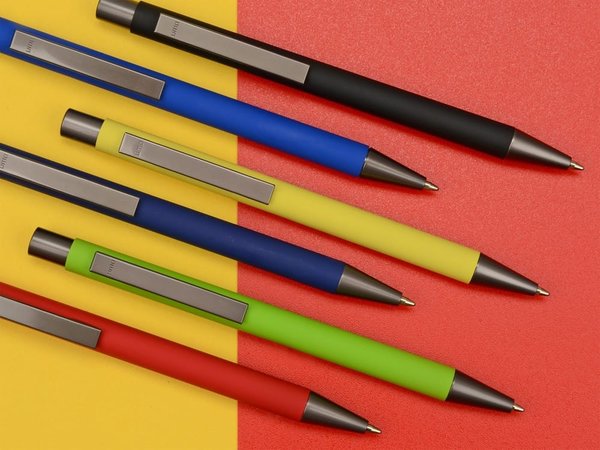 Ручка металлическая шариковая «Straight Gum» soft-touch с зеркальной гравировкой - Ручка металлическая шариковая «Straight Gum» soft-touch с зеркальной гравировкой