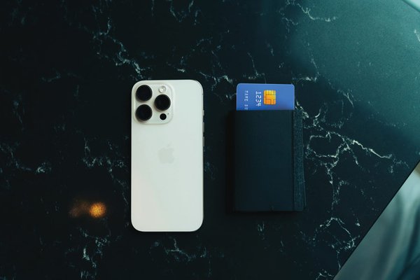 Картхолдер Seekcard с технологией Find My - Картхолдер Seekcard с технологией Find My