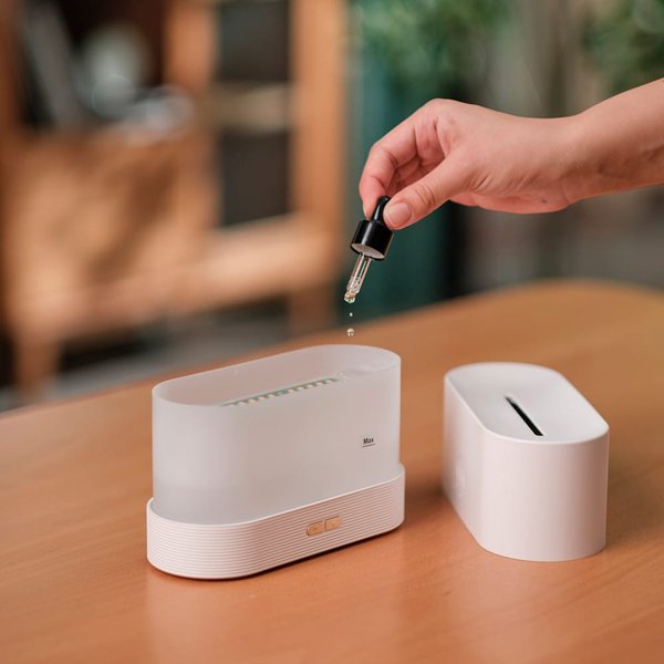 Светодиодный USB увлажнитель-ароматизатор Flame - Светодиодный USB увлажнитель-ароматизатор Flame, белый