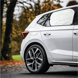 автомобильная солнцезащитная шторка sun guard
