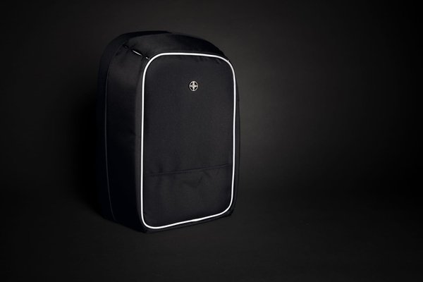 Антикражный рюкзак для ноутбука Swiss Peak из rPET AWARE™, 15,6’’ - Антикражный рюкзак для ноутбука Swiss Peak из rPET AWARE™, 15,6’’
