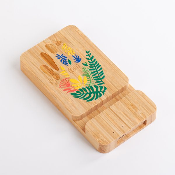 Беспроводное (10W) зарядное устройство "Bamboo Power" 5000 mAh с подставкой под смартфон, бамбук - Беспроводное (10W) зарядное устройство "Bamboo Power" 5000 mAh с подставкой под смартфон, бамбук бежевый