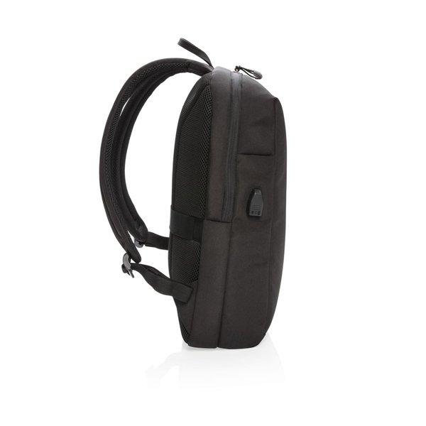 Рюкзак Swiss Peak с RFID-защитой и USB-A из rPET AWARE™, 15,6’’ - Рюкзак Swiss Peak с RFID-защитой и USB-A из rPET AWARE™, 15,6’’