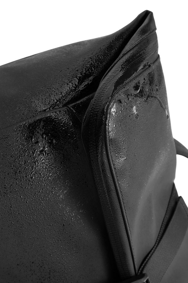 Антикражный водонепроницаемый рюкзак Urban Flap-Top - Антикражный водонепроницаемый рюкзак Urban Flap-Top, черный