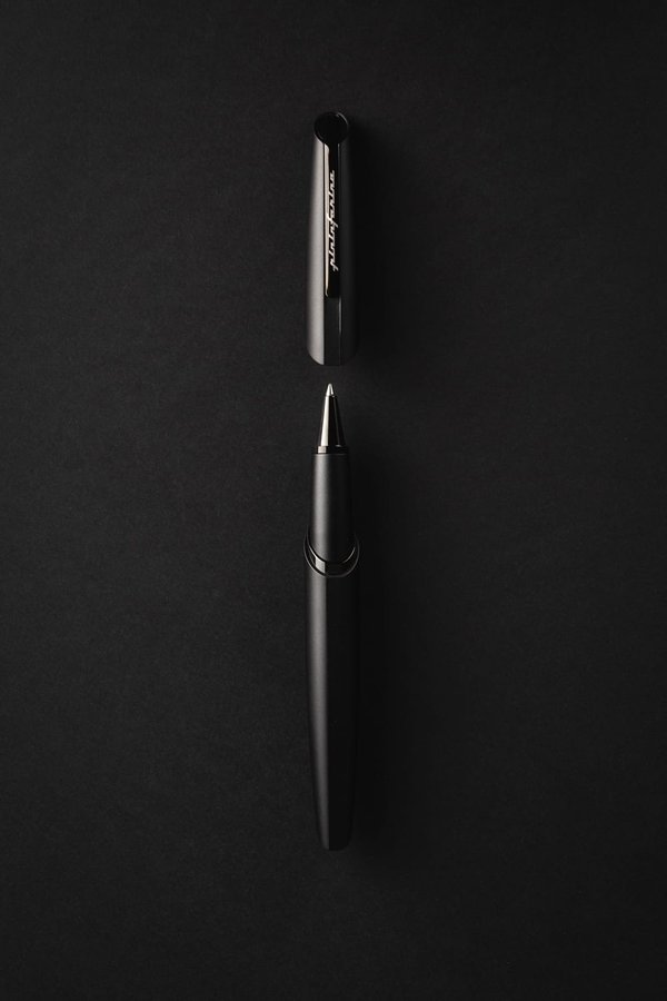 Роллер PININFARINA PF Two BL - Роллер PININFARINA PF Two BLACK