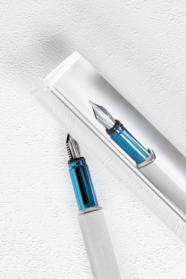 Перьевая ручка PININFARINA PF One SILVER - Перьевая ручка PININFARINA PF One SILVER /BLUE