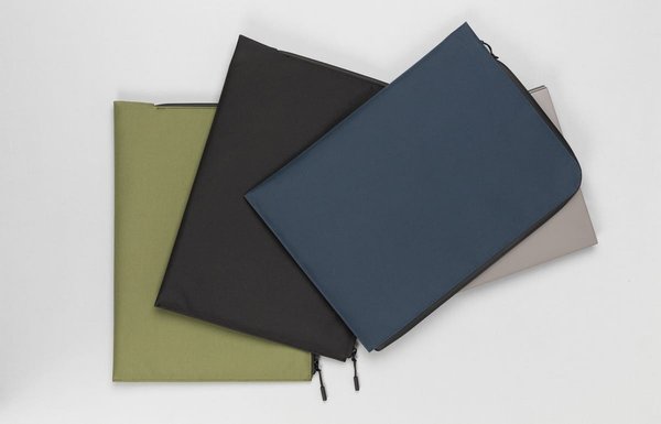 Чехол для ноутбука Minimalist Impact из rPET Aware™, 15,6" - Чехол для ноутбука Minimalist Impact из rPET Aware™, 15,6"