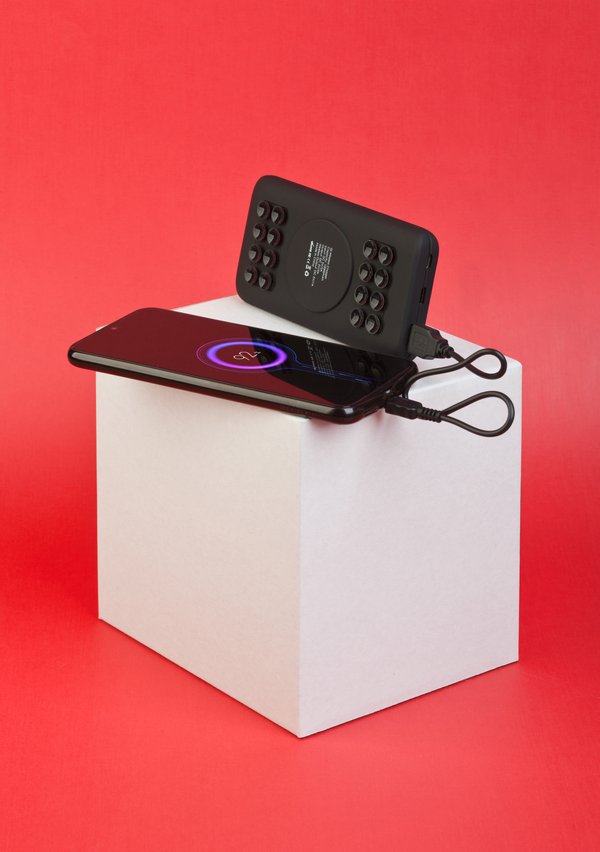 Беспроводное зарядное устройство "Ten SOFTTOUCH", 10000 mAh - Беспроводное зарядное устройство "Ten SOFTTOUCH", 10000 mAh черный