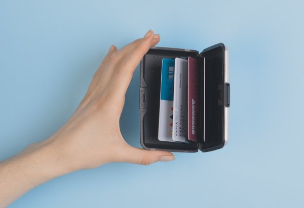 Футляр "Trust" для банковских карт и визиток с RFID - защитой от считывания данных, серебристый - Футляр "Trust" для банковских карт и визиток с RFID - защитой от считывания данных, серебристый серебристый