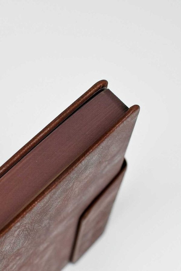 Ежедневник Leadmark, недатированный, коричневый