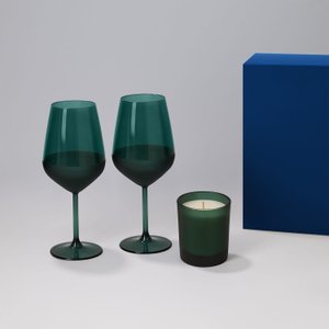 подарочный набор свеча энигма (enigma) + 2 бокала для вина эмеральд (emerald) в синей коробке