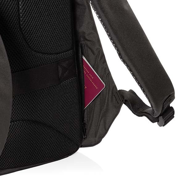 Антикражный рюкзак для ноутбука Swiss Peak из rPET AWARE™, 15,6’’ - Антикражный рюкзак для ноутбука Swiss Peak из rPET AWARE™, 15,6’’