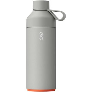 большая бутылка big ocean bottle, изолированная вакуумом, вмещает 1000 мл воды.