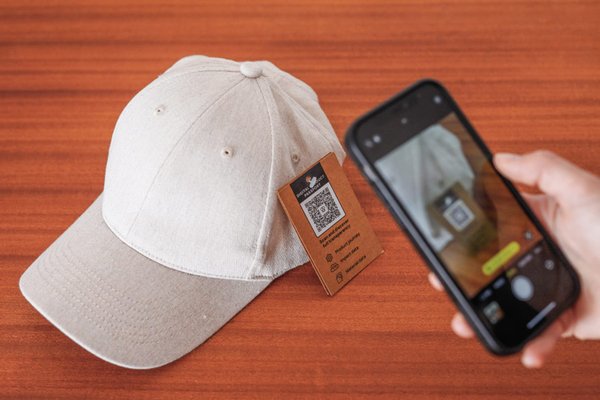 Бейсболка Milo из переработанной смесовой ткани AWARE™, 6 клиньев, 200 г/м² - Бейсболка Milo из переработанной смесовой ткани AWARE™, 6 клиньев, 200 г/м²