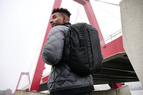 Рюкзак для ноутбука Swiss Peak Edin из rPET Aware™, 15.6" - Рюкзак для ноутбука Swiss Peak Edin из rPET Aware™, 15.6"