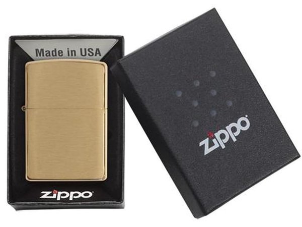 Зажигалка ZIPPO с покрытием Brushed Brass - Зажигалка ZIPPO с покрытием Brushed Brass