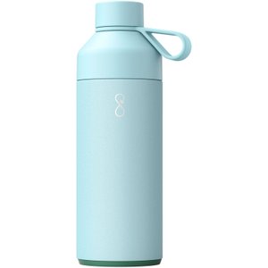 большая бутылка big ocean bottle, изолированная вакуумом, вмещает 1000 мл воды.