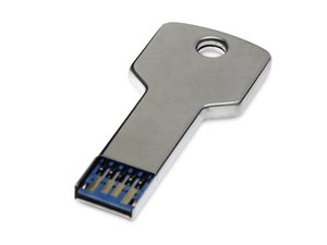 usb 3.0- флешка на 32 гб в виде ключа