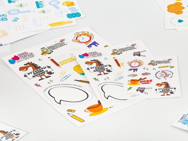 Наклейки бумажные Sticker Pack на заказ, L