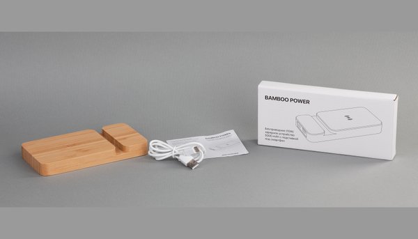 Беспроводное (10W) зарядное устройство "Bamboo Power" 5000 mAh с подставкой под смартфон, бамбук - Беспроводное (10W) зарядное устройство "Bamboo Power" 5000 mAh с подставкой под смартфон, бамбук бежевый
