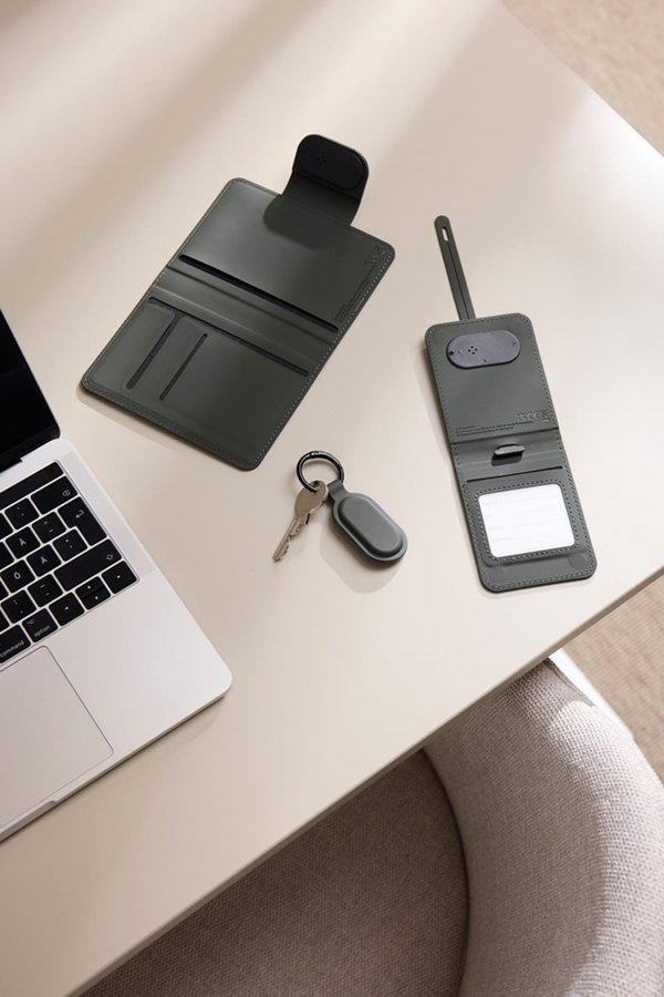 Обложка на паспорт VINGA Baltimore RCS с Bluetooth-трекером Dual - Обложка на паспорт VINGA Baltimore RCS с Bluetooth-трекером Dual