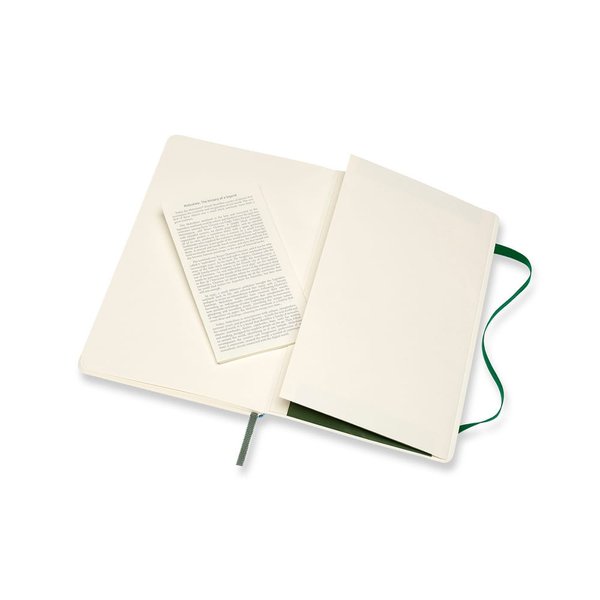 Блокнот MOLESKINE примерно формата A5. - Блокнот MOLESKINE примерно формата A5.