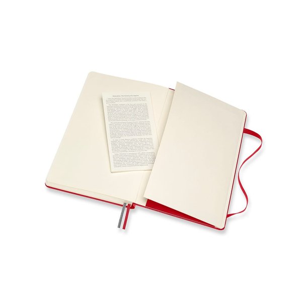 Блокнот Moleskine Expanded примерно формата А5. - Блокнот Moleskine Expanded примерно формата А5.