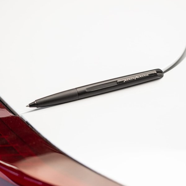 Роллер PININFARINA PF Two BL - Роллер PININFARINA PF Two BLACK