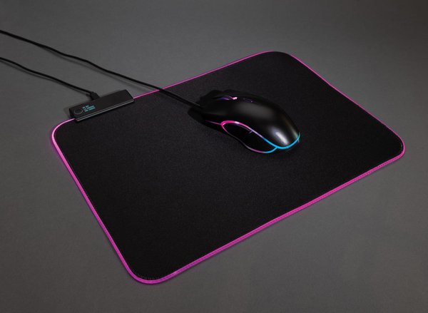 Игровой коврик для мыши с RGB-подсветкой - Игровой коврик для мыши с RGB-подсветкой
