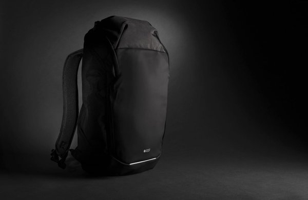 Бизнес-рюкзак Swiss Peak из RPET AWARE™ для ноутбука 15,6" - Бизнес-рюкзак Swiss Peak из RPET AWARE™ для ноутбука 15,6"