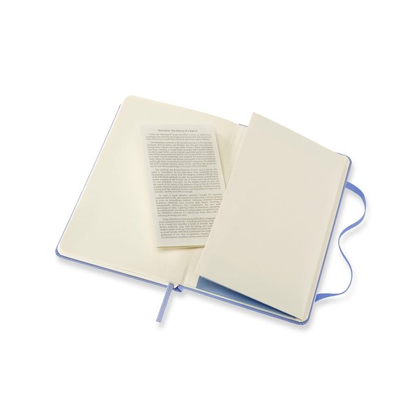 Блокнот MOLESKINE примерно формата A6. - Блокнот MOLESKINE примерно формата A6.