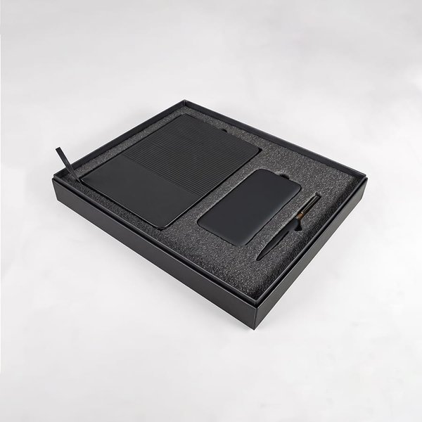 Набор подарочный RIFF: ежедневник, ручка и power bank в коробке с ложементом - Набор подарочный RIFF: ежедневник, ручка и power bank в коробке с ложементом