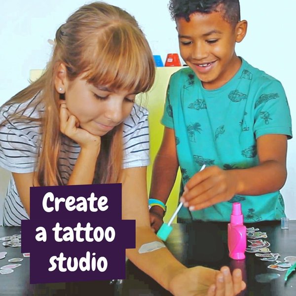 Tattoo Factory Kit II. Дидактическая игра поставляется с подарочным пакетом из крафт-бумаги (100 г/м²) - Tattoo Factory Kit II. Дидактическая игра поставляется с подарочным пакетом из крафт-бумаги (100 г/м²)