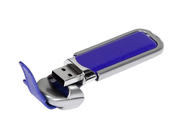 USB 2.0- флешка на 16 Гб с массивным классическим корпусом - USB 2.0- флешка на 16 Гб с массивным классическим корпусом